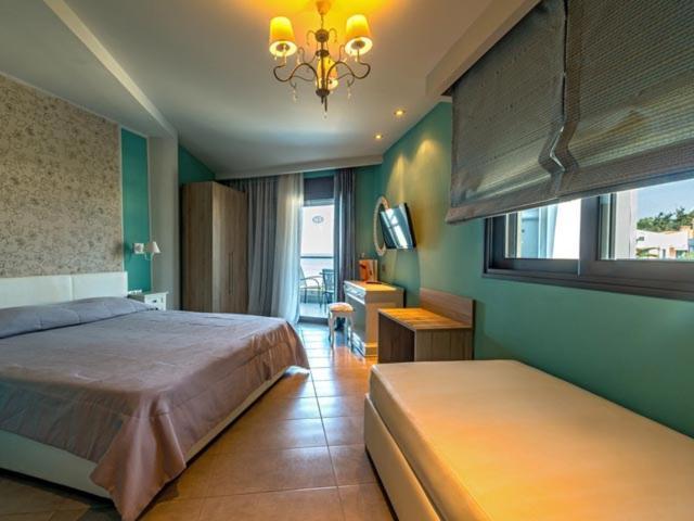 Tridente Mare Otel *